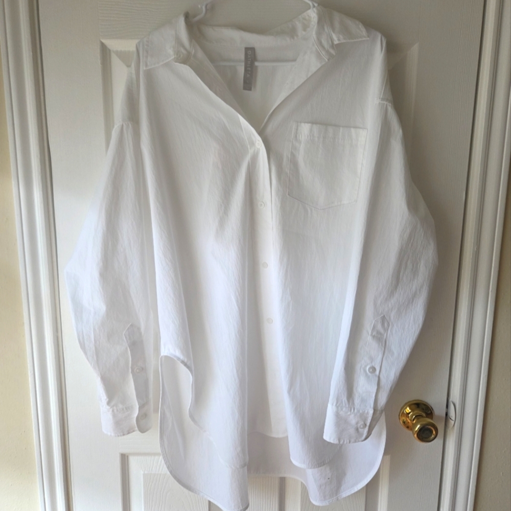 Athleta Blouse L White Button Up Poplin Long Sleeves